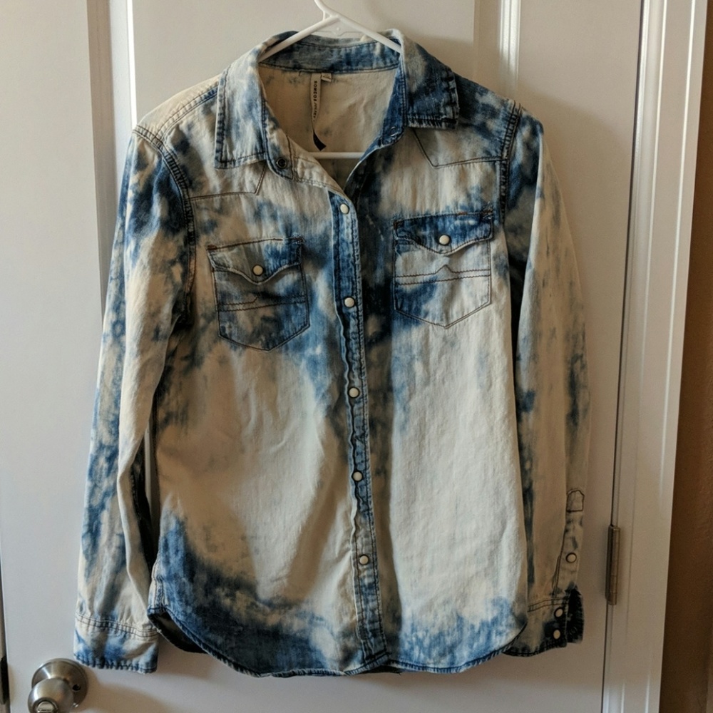 Best denim shirt ever!